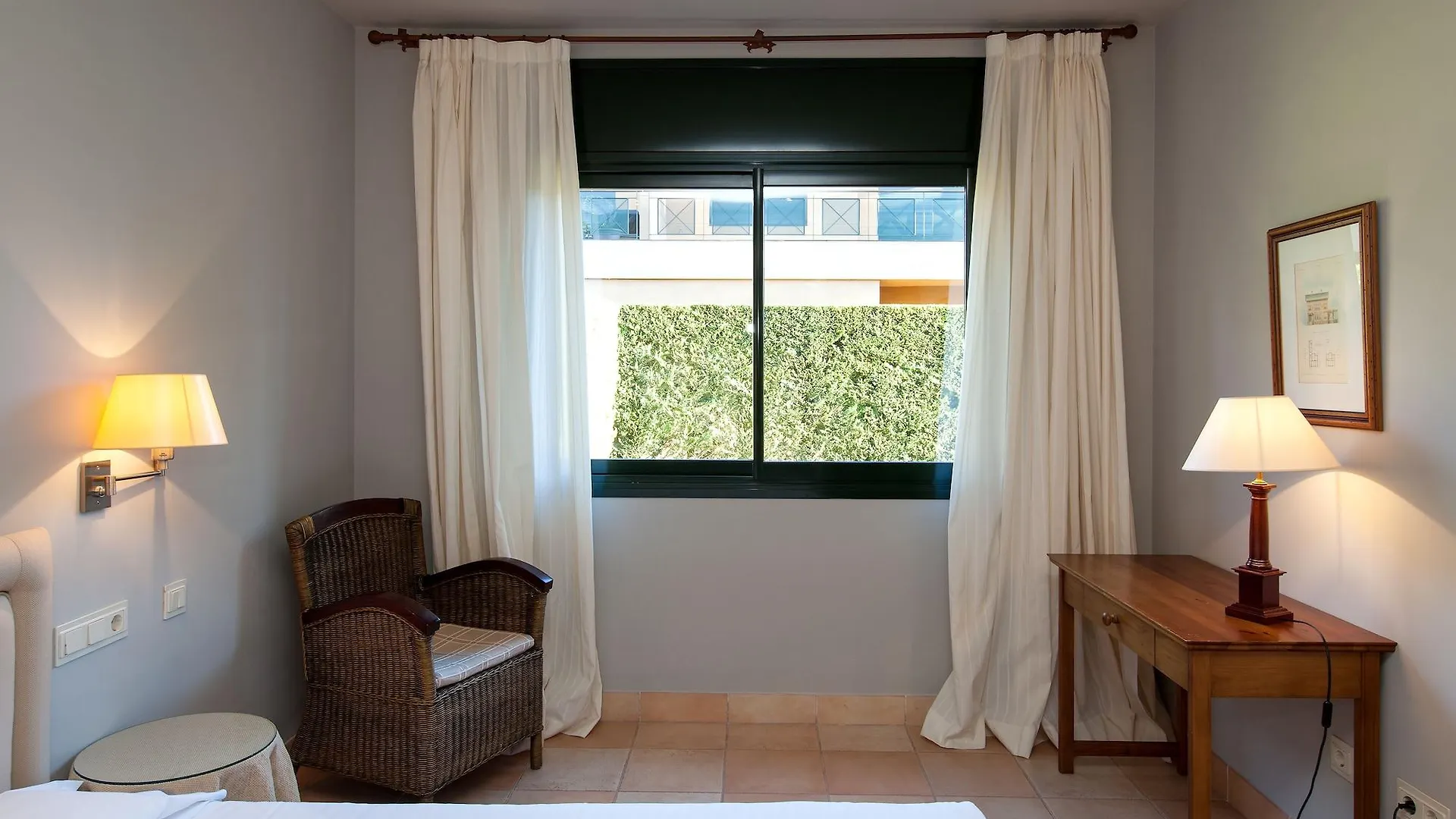 מלון נוואטה Torremirona Vila Birdie